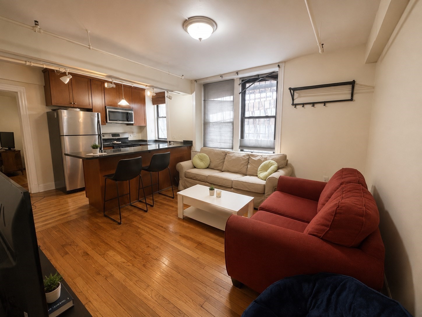 51 Park Dr # B1 Property Photo 1