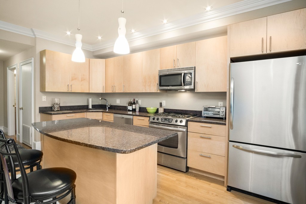 580 East 3rd St # 2 Property Photo 1