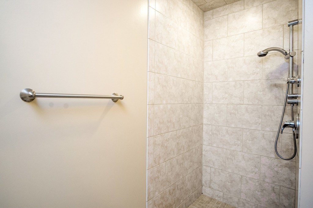 580 East 3rd St # 2 Property Photo 17