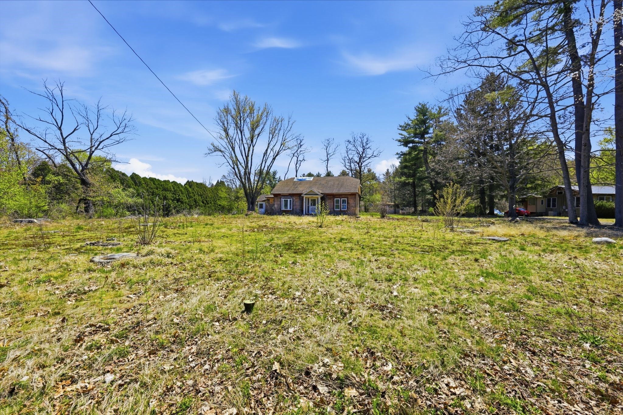 1024 Westhampton Rd Property Photo 3