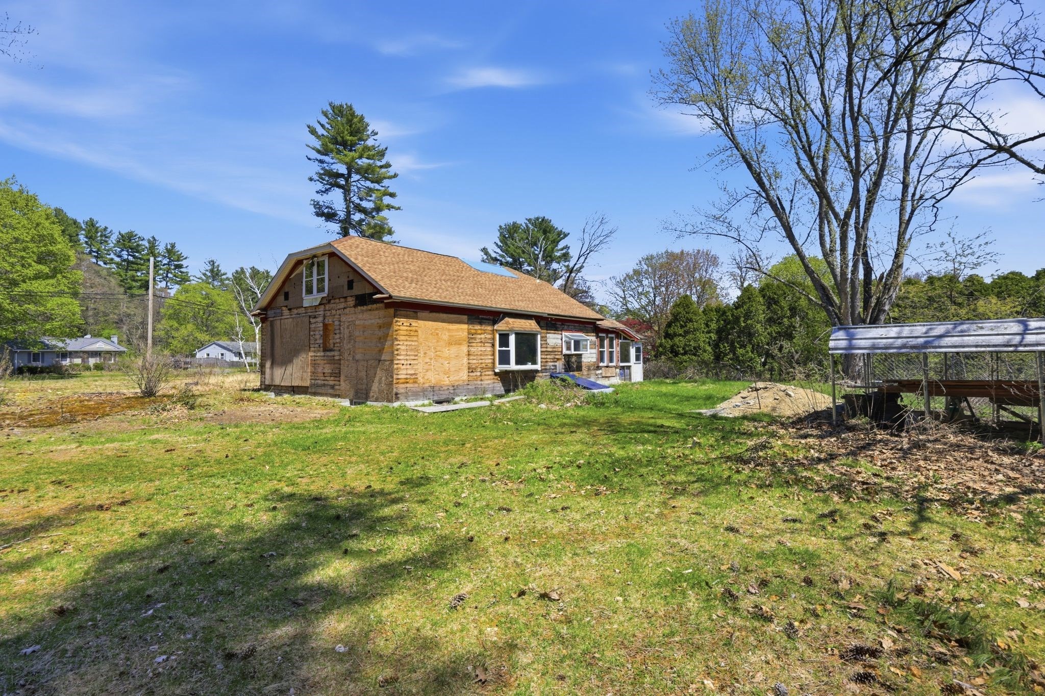 1024 Westhampton Rd Property Photo 21