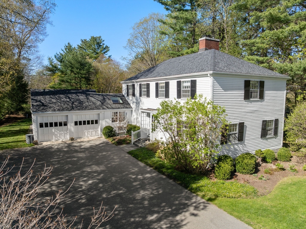 633 Boston Post Rd Property Photo 1