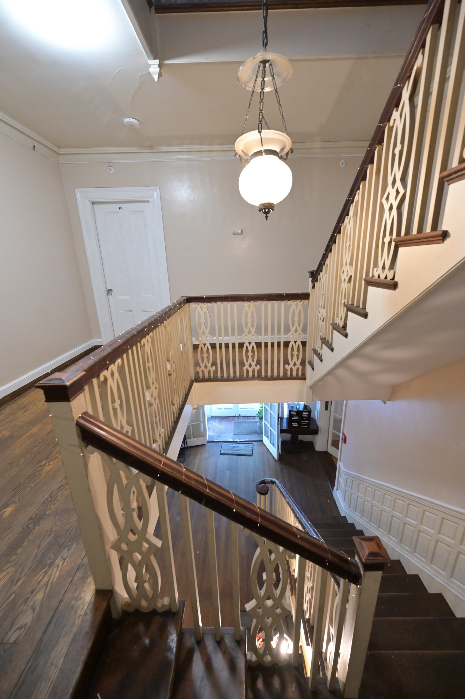 54 Nahant St Property Photo 8
