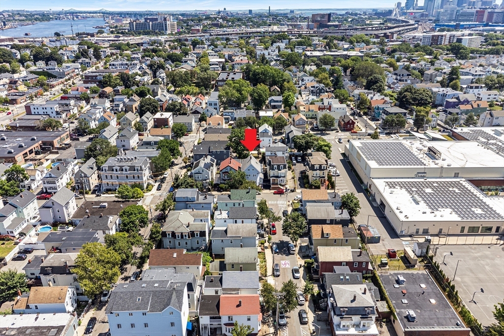 32 Rush St Property Photo 3