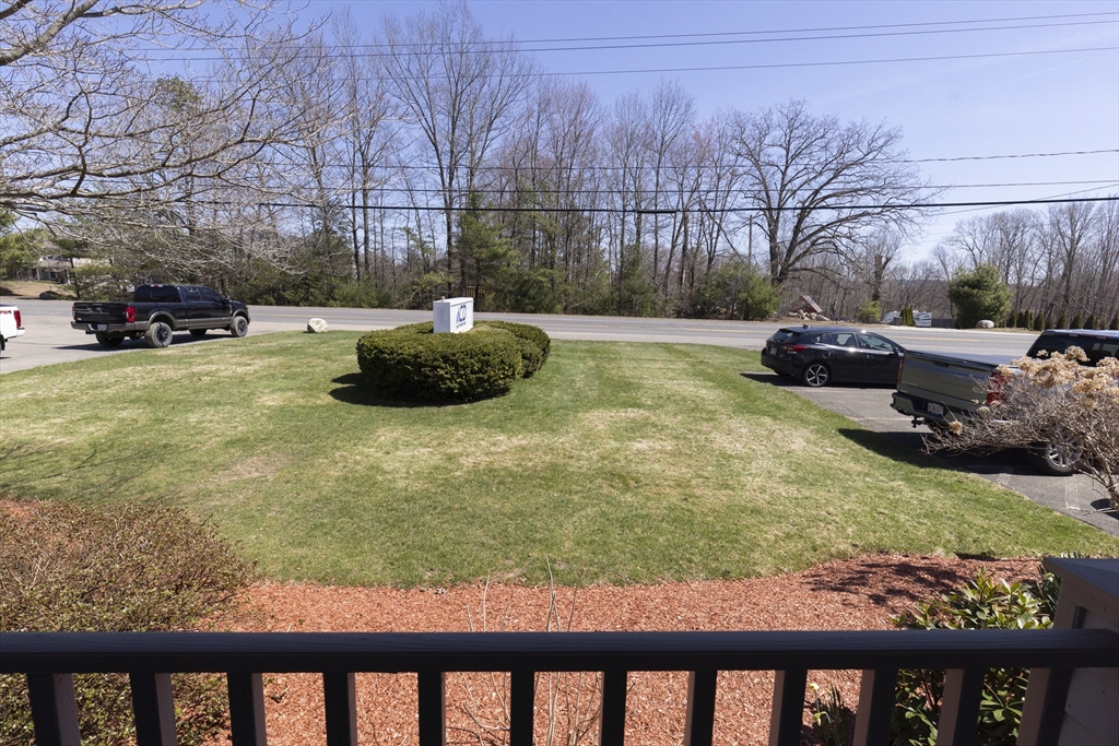 376 College Hwy Property Photo 11