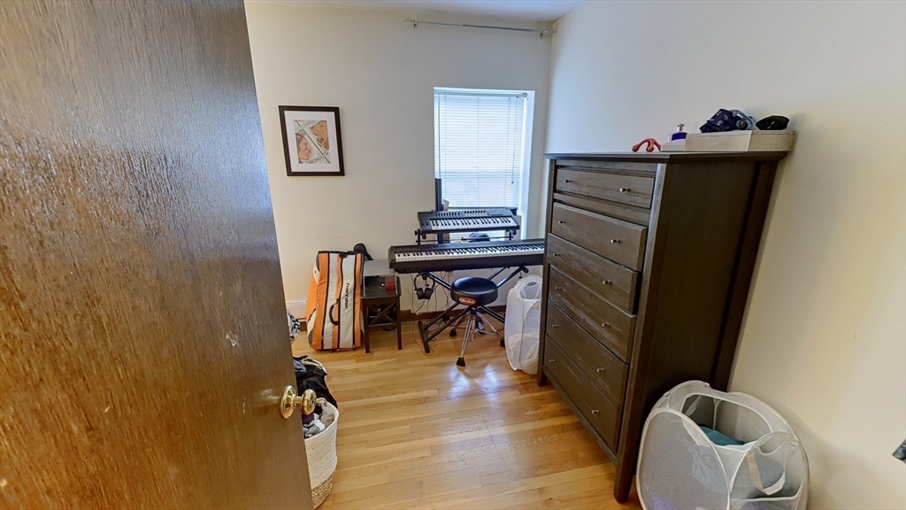 267 Main # 3a Property Photo 5