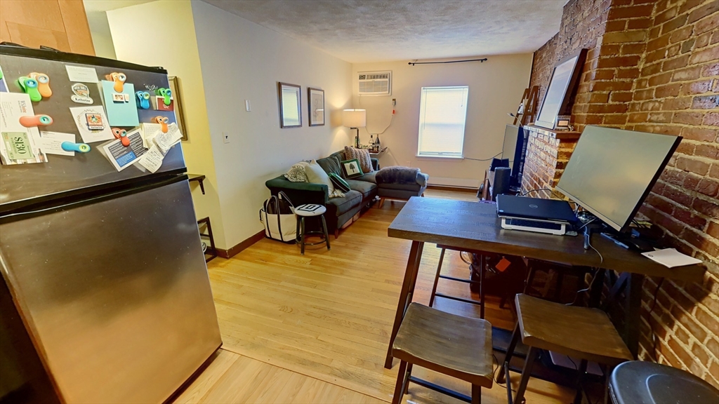 267 Main # 3a Property Photo 8