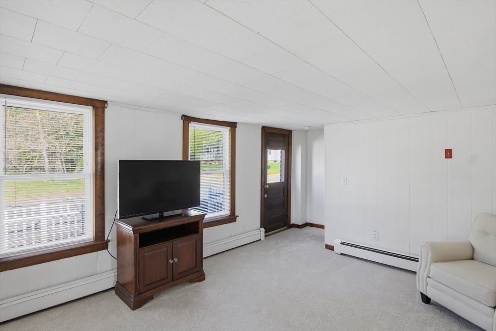 309 Purchase Street Property Photo 7