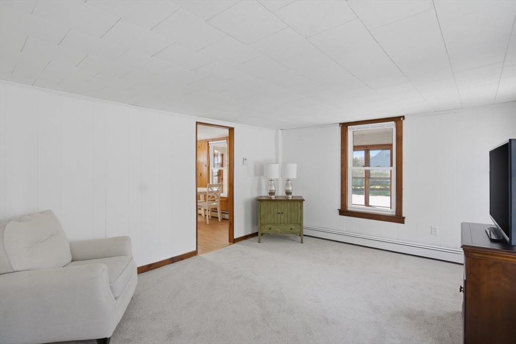 309 Purchase Street Property Photo 10