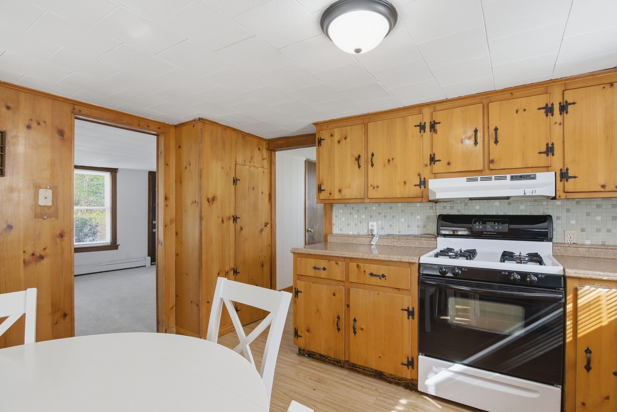 309 Purchase Street Property Photo 12