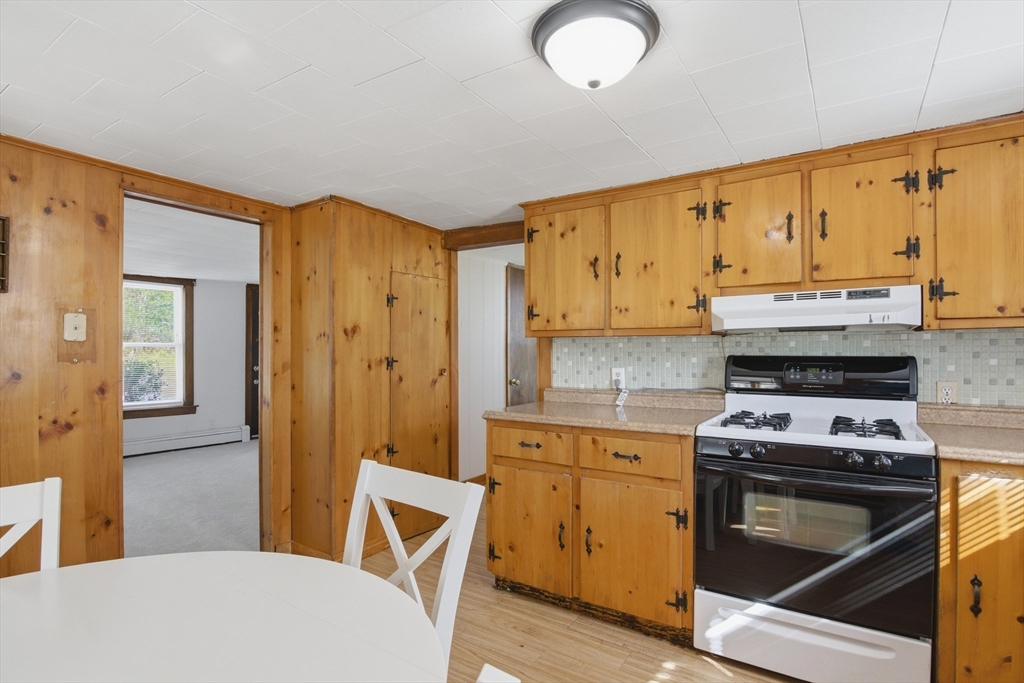 309 Purchase Street Property Photo 13