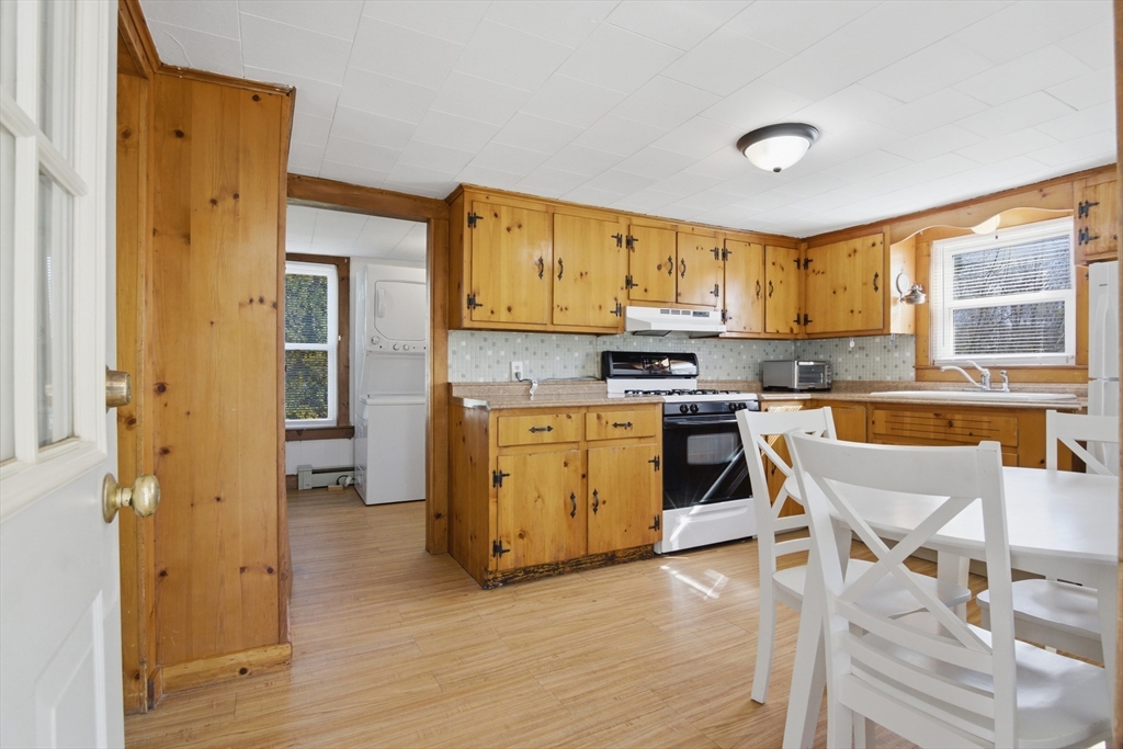 309 Purchase Street Property Photo 14