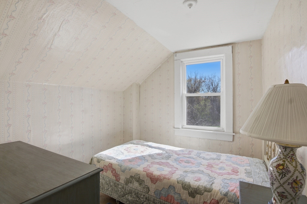 309 Purchase Street Property Photo 16
