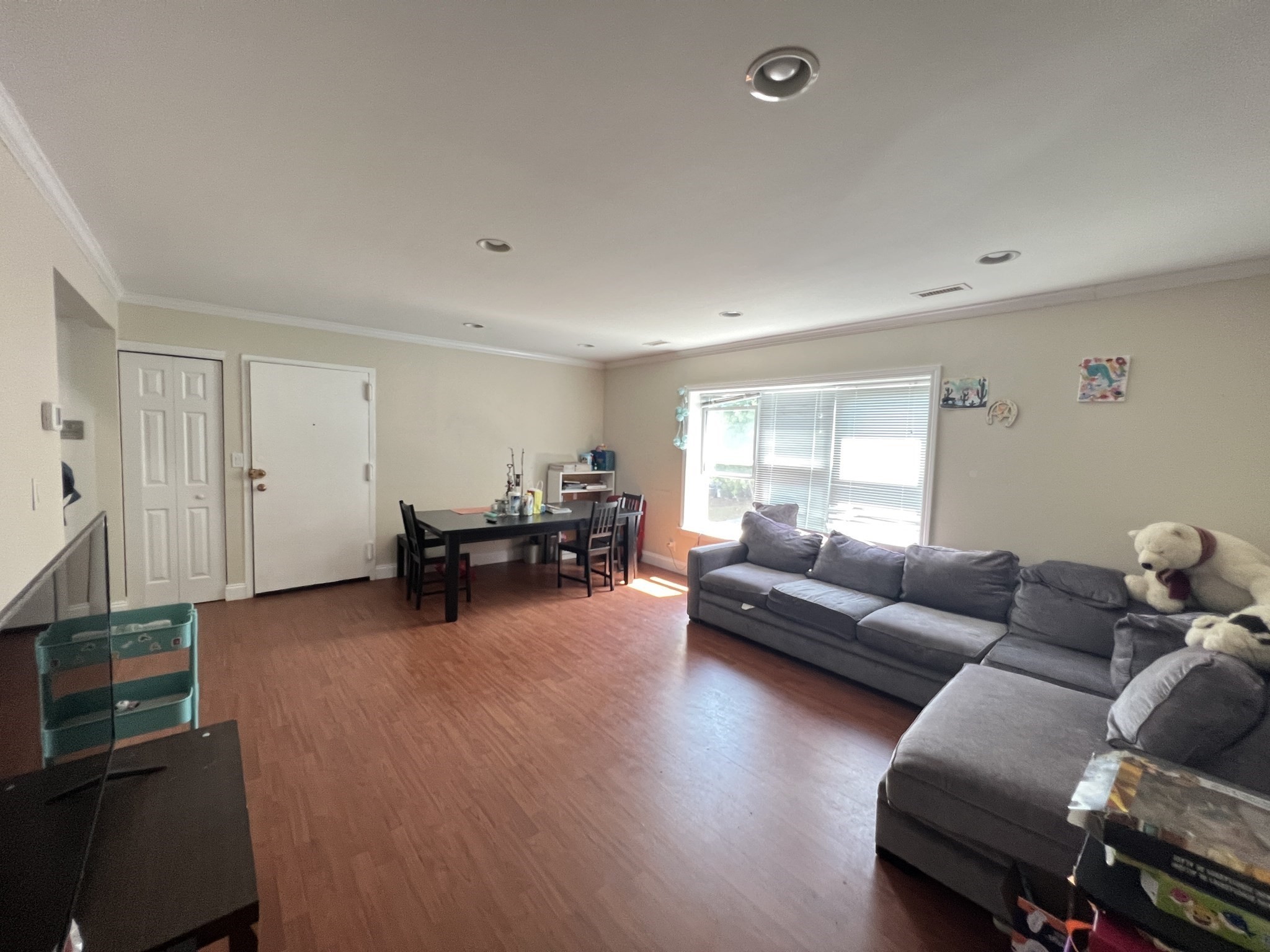 164 Newton St # 3 Property Photo 1