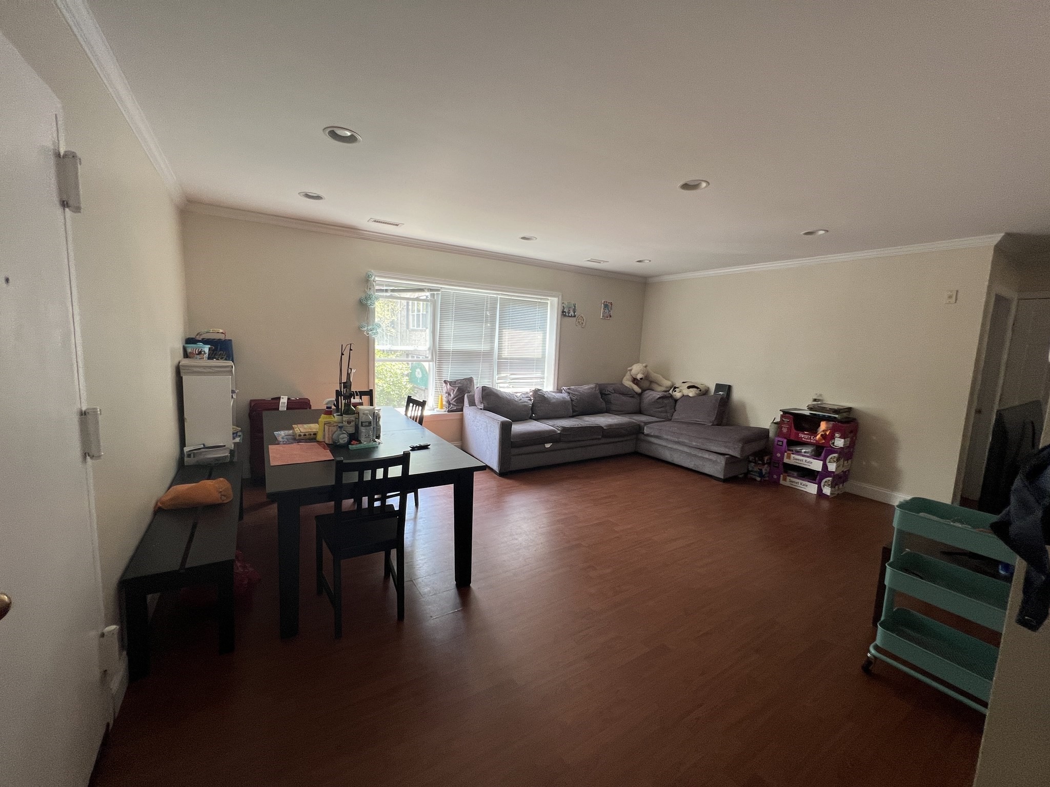 164 Newton St # 3 Property Photo 2