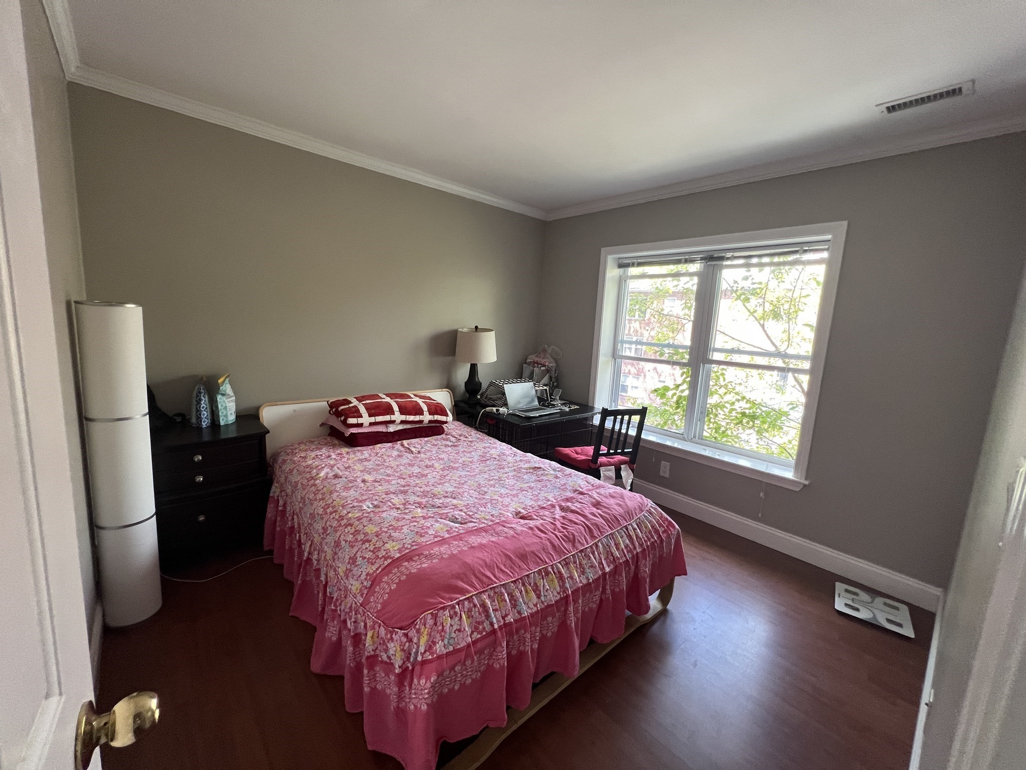 164 Newton St # 3 Property Photo 8