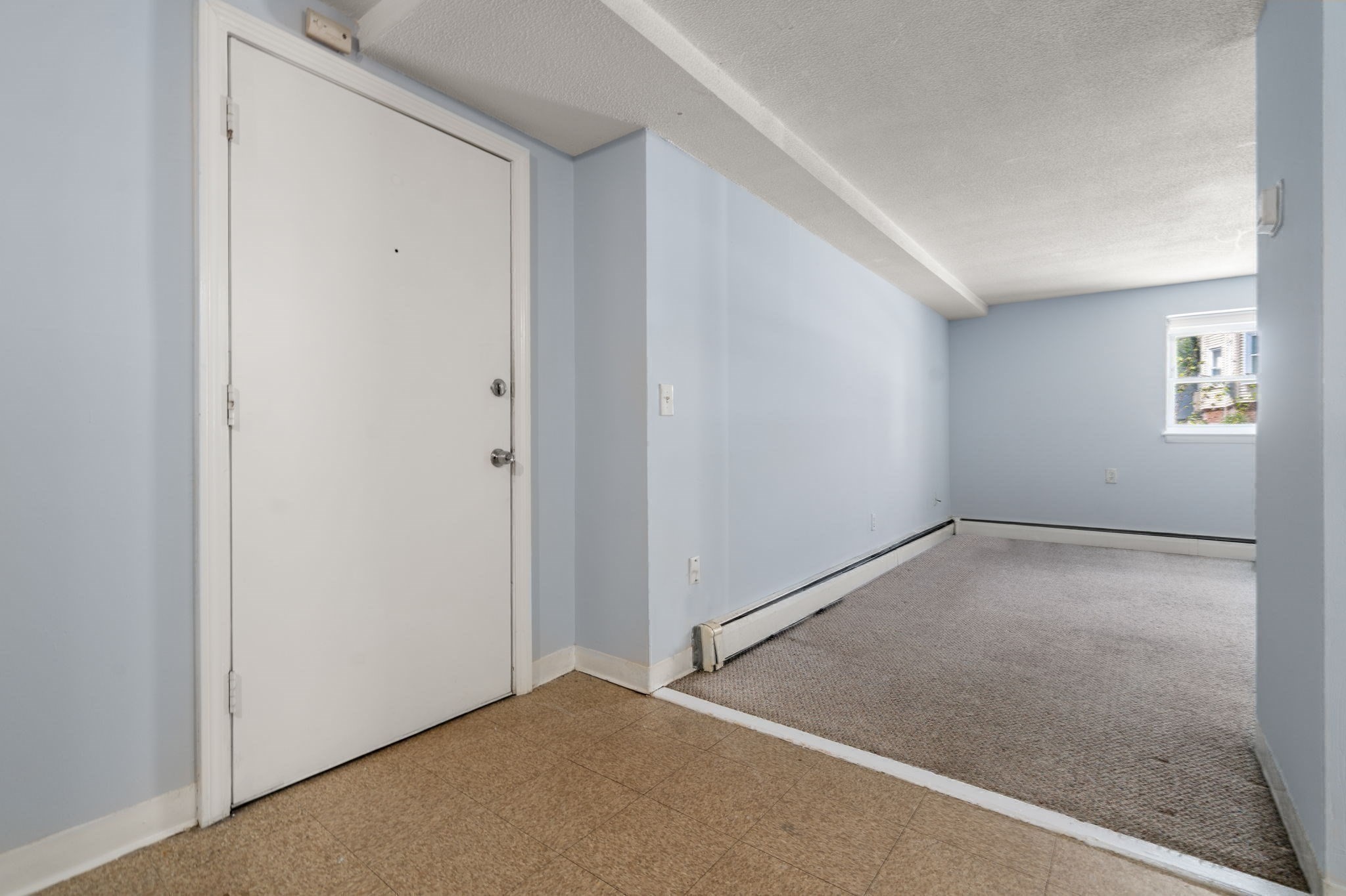 71 Oxford Ave # A Property Photo 14