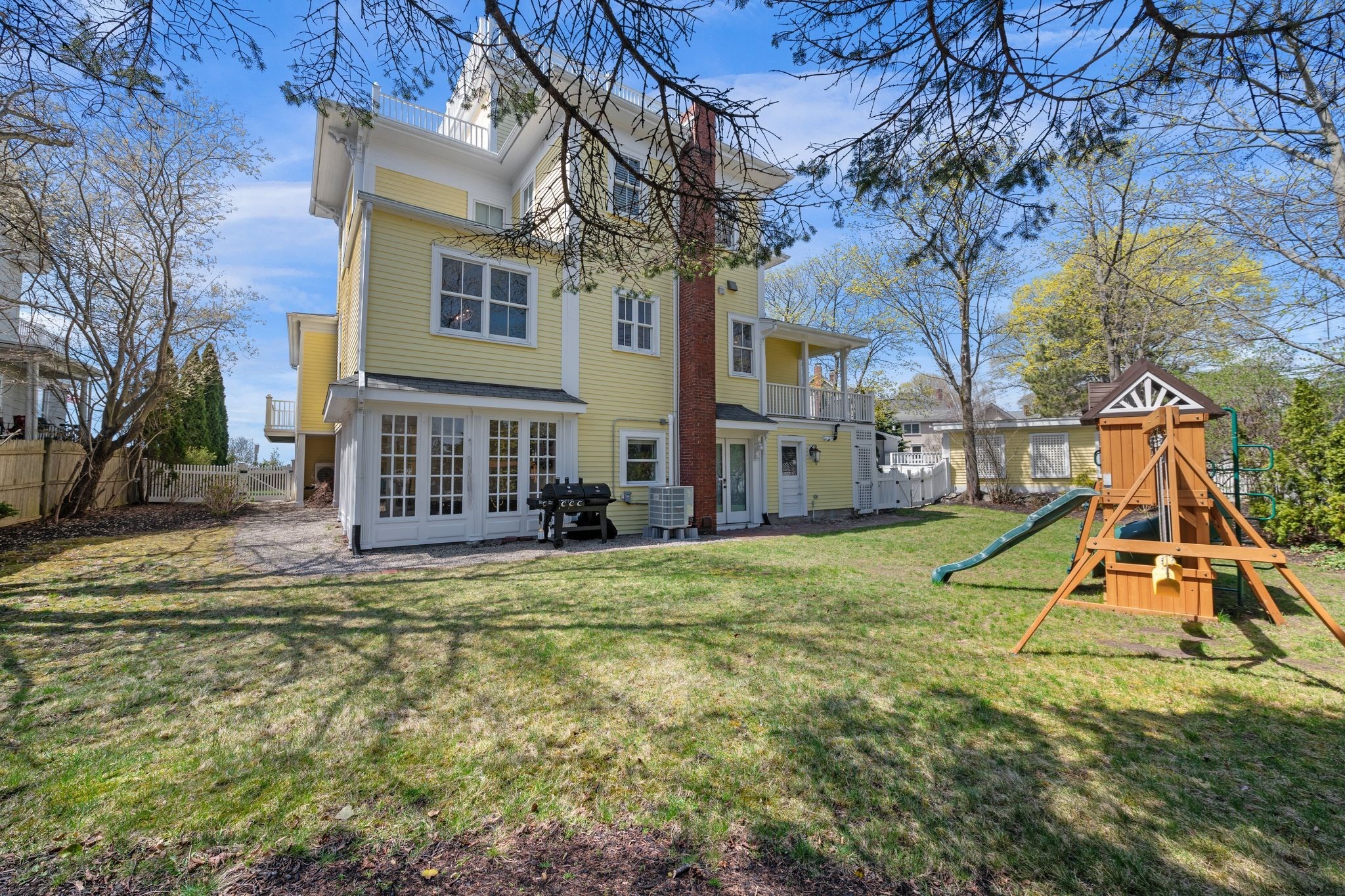 90 Puritan Road Property Photo 4