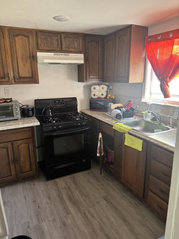 49 Fremont St Property Photo 10