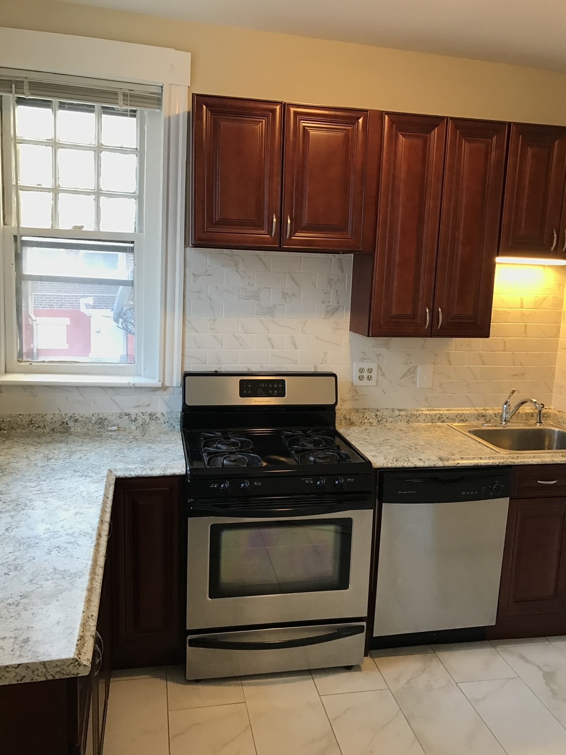 30 Glenville Ave # 1 Property Photo 10