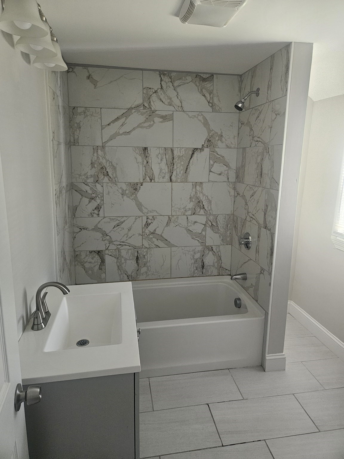 192 Hildreth St Property Photo 10