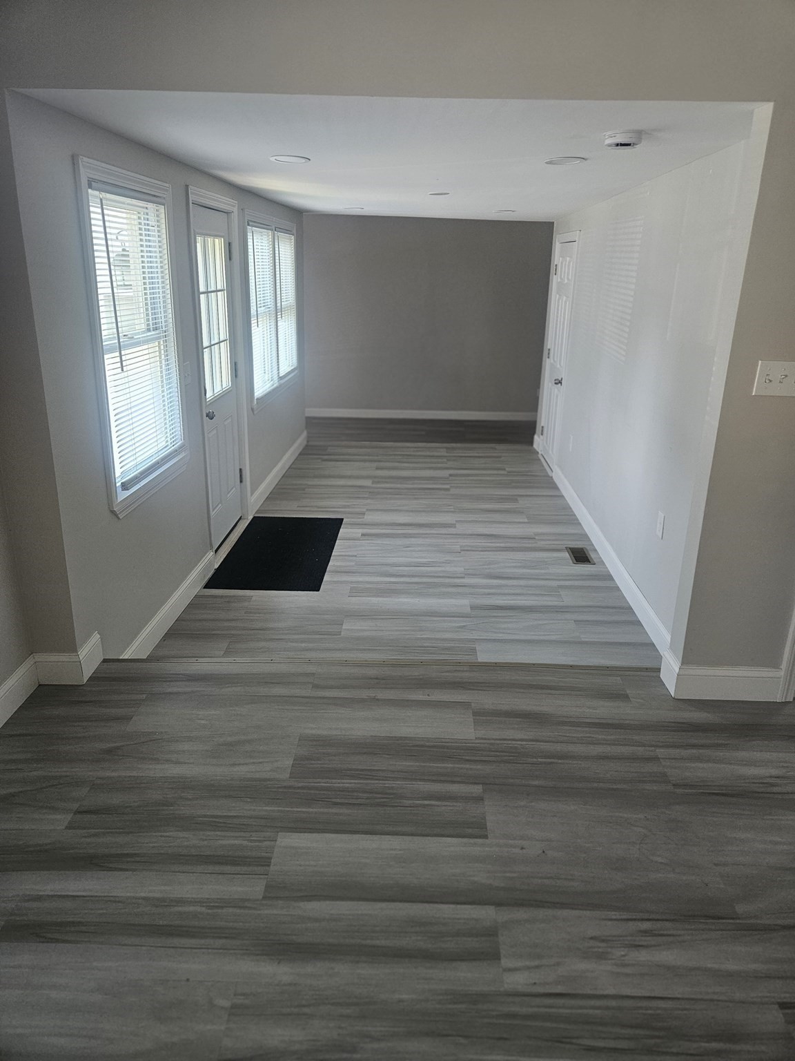 192 Hildreth St Property Photo 11