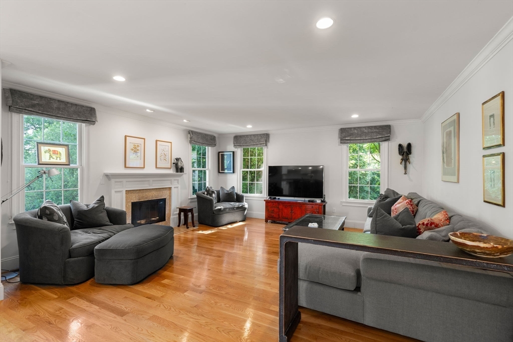 22 Edwardel Rd Property Photo 10