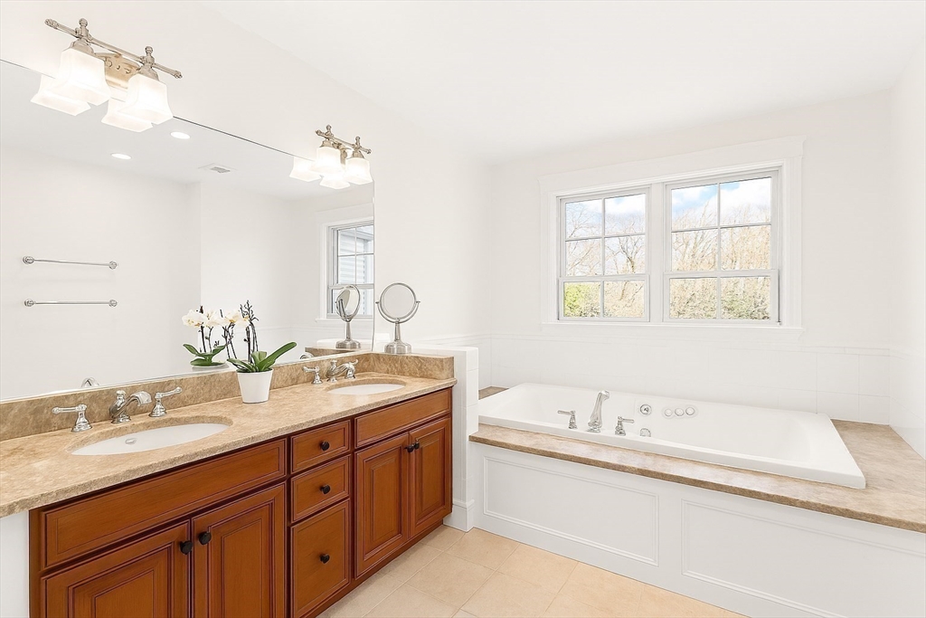 22 Edwardel Rd Property Photo 14