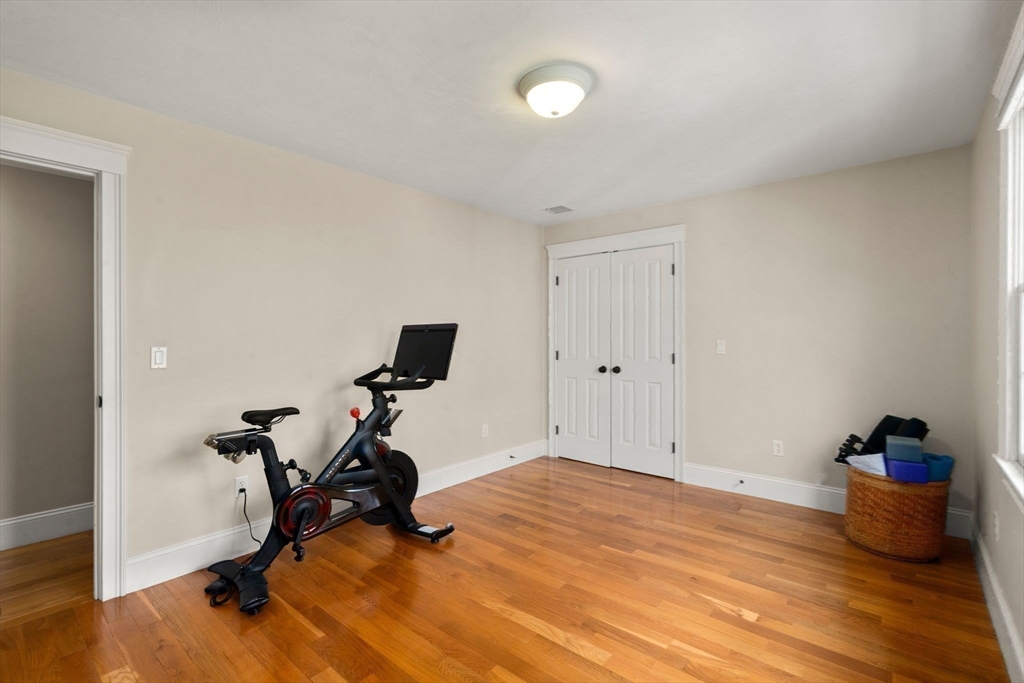 22 Edwardel Rd Property Photo 19