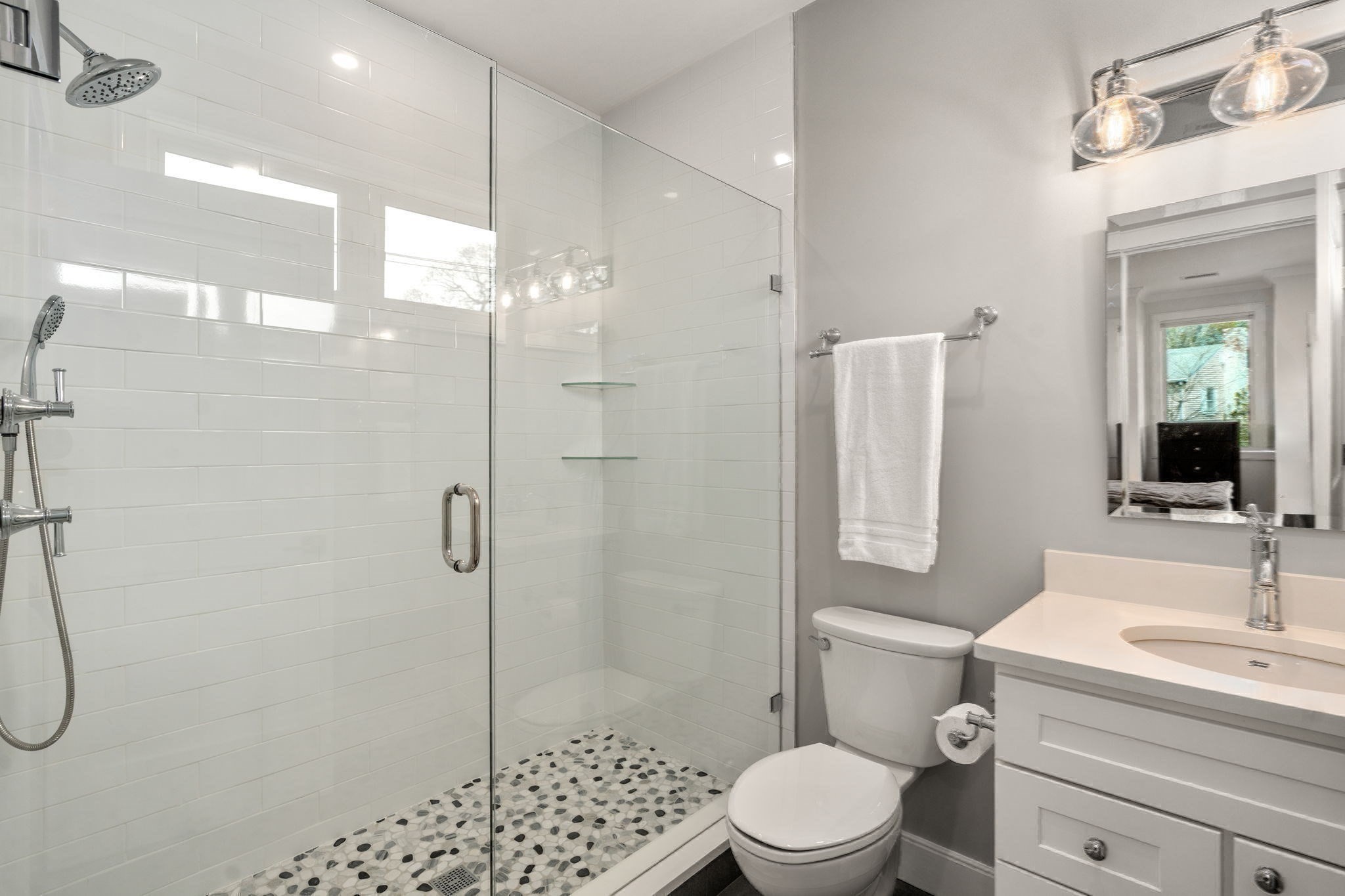 6 Wiswall Rd Property Photo 26