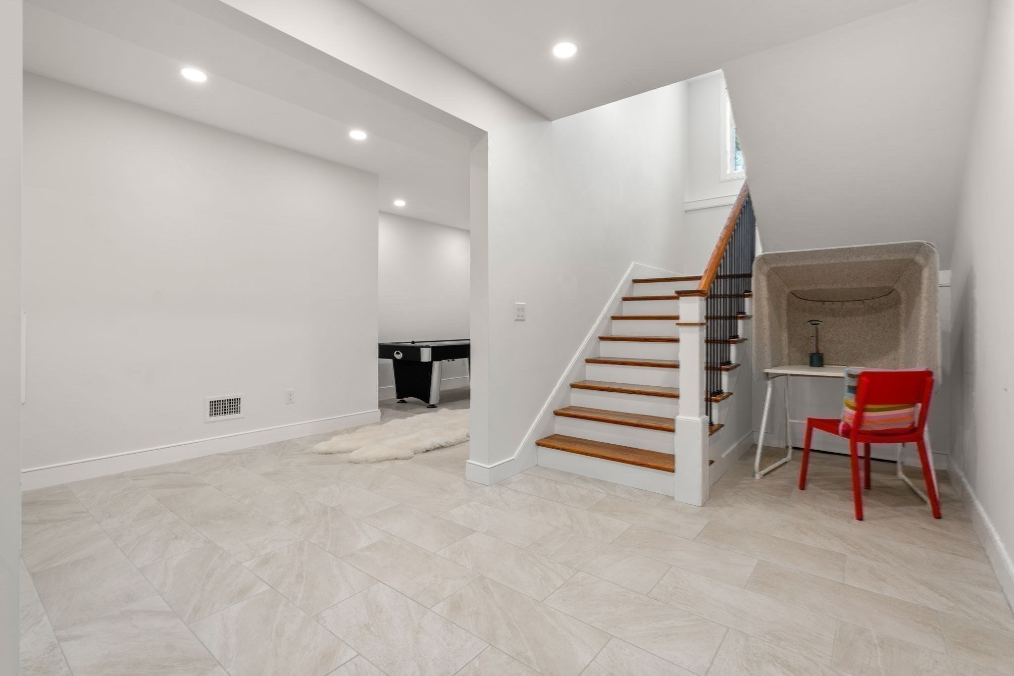 6 Wiswall Rd Property Photo 28