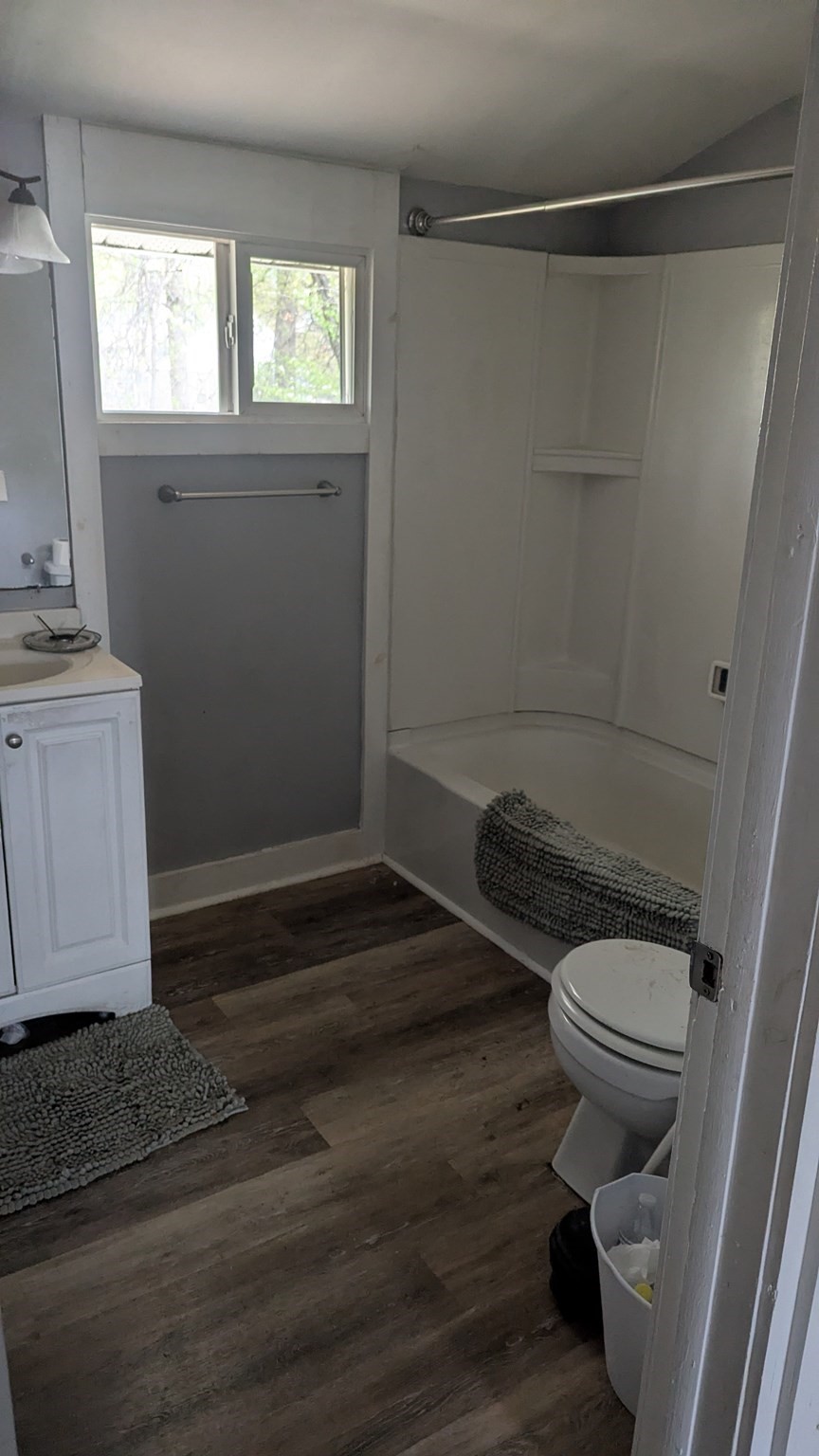 81 Arey St Property Photo 8