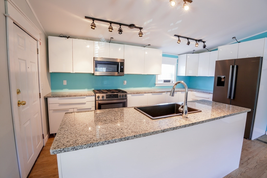 170 Champagne Road Property Photo 4