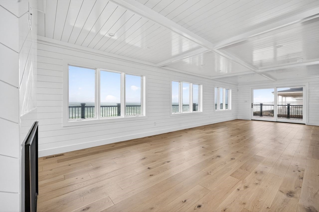 81 Surfside Road Property Photo 6