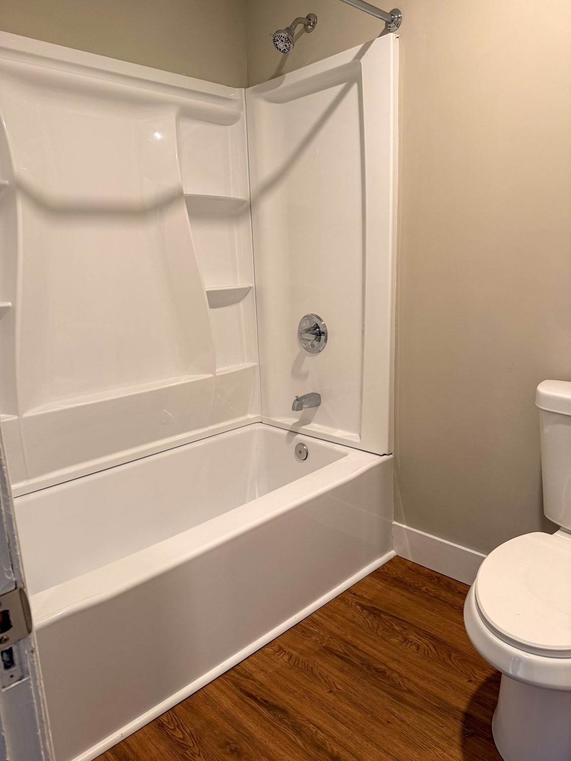 4 Vernon Terrace # 3 Property Photo 6