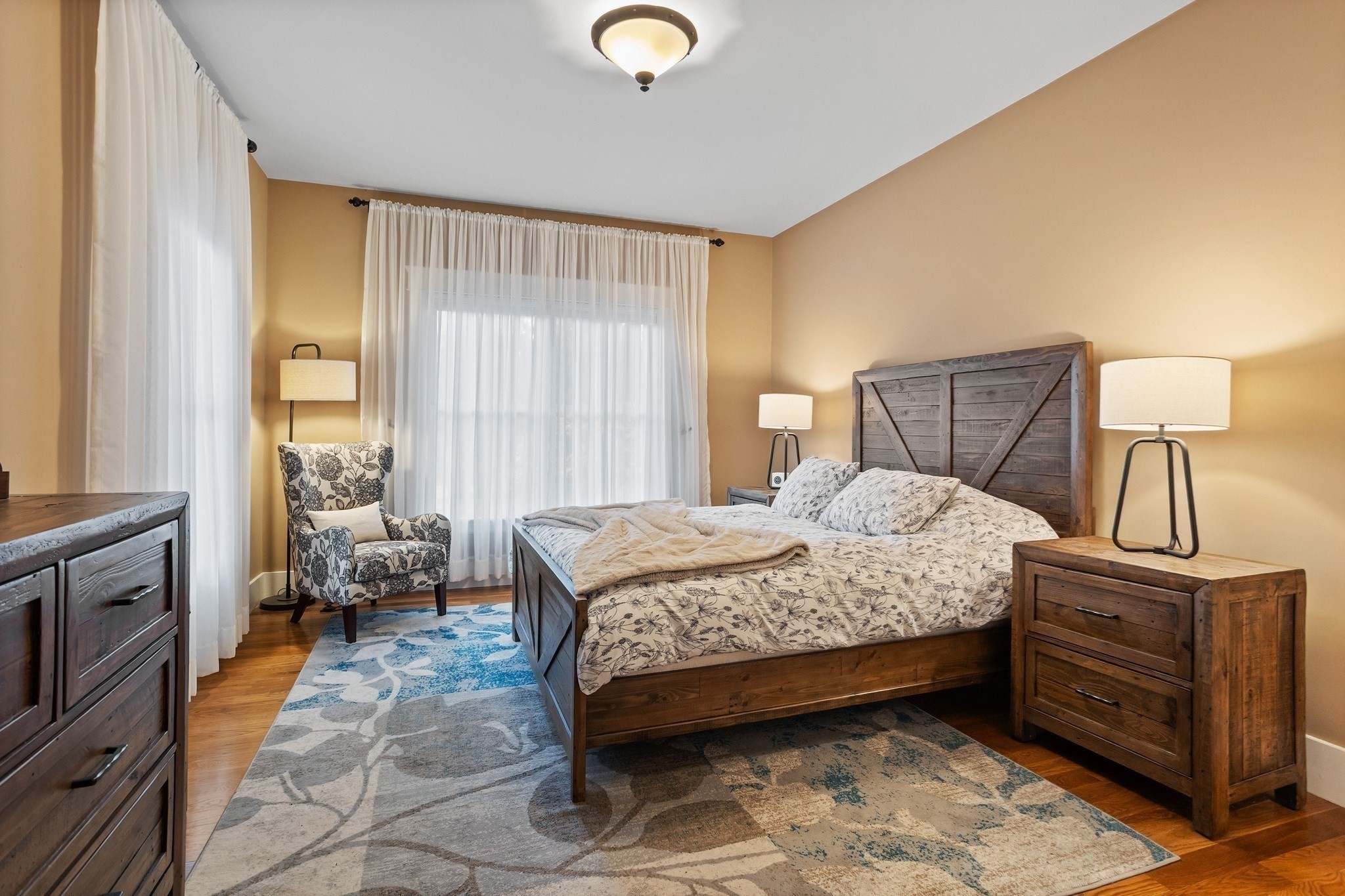 5 Walnut Street Property Photo 9