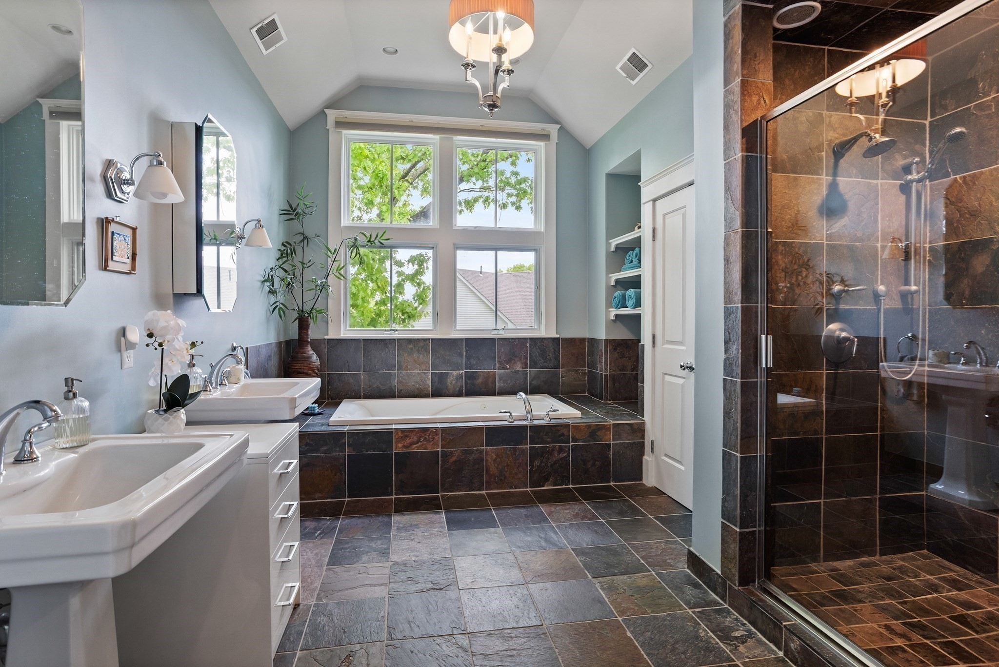 5 Walnut Street Property Photo 19