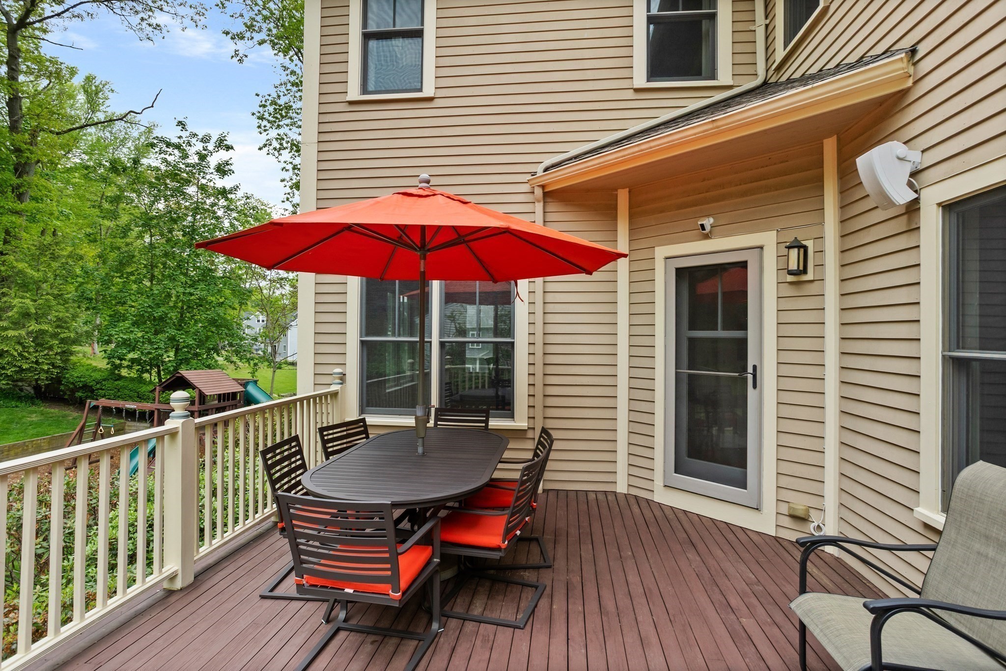 5 Walnut Street Property Photo 25