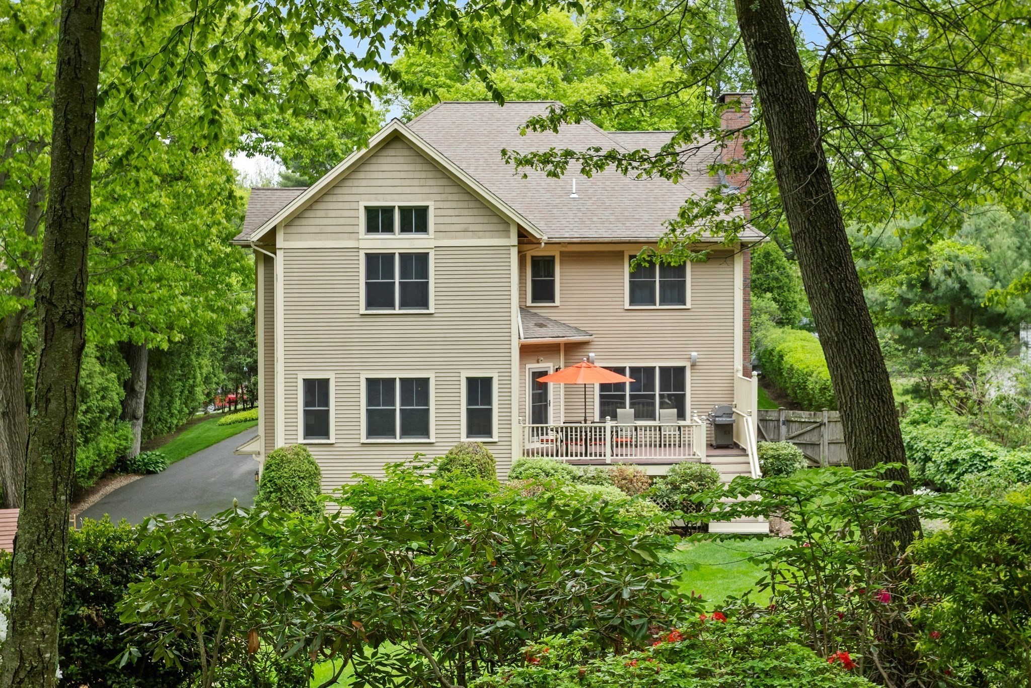 5 Walnut Street Property Photo 26
