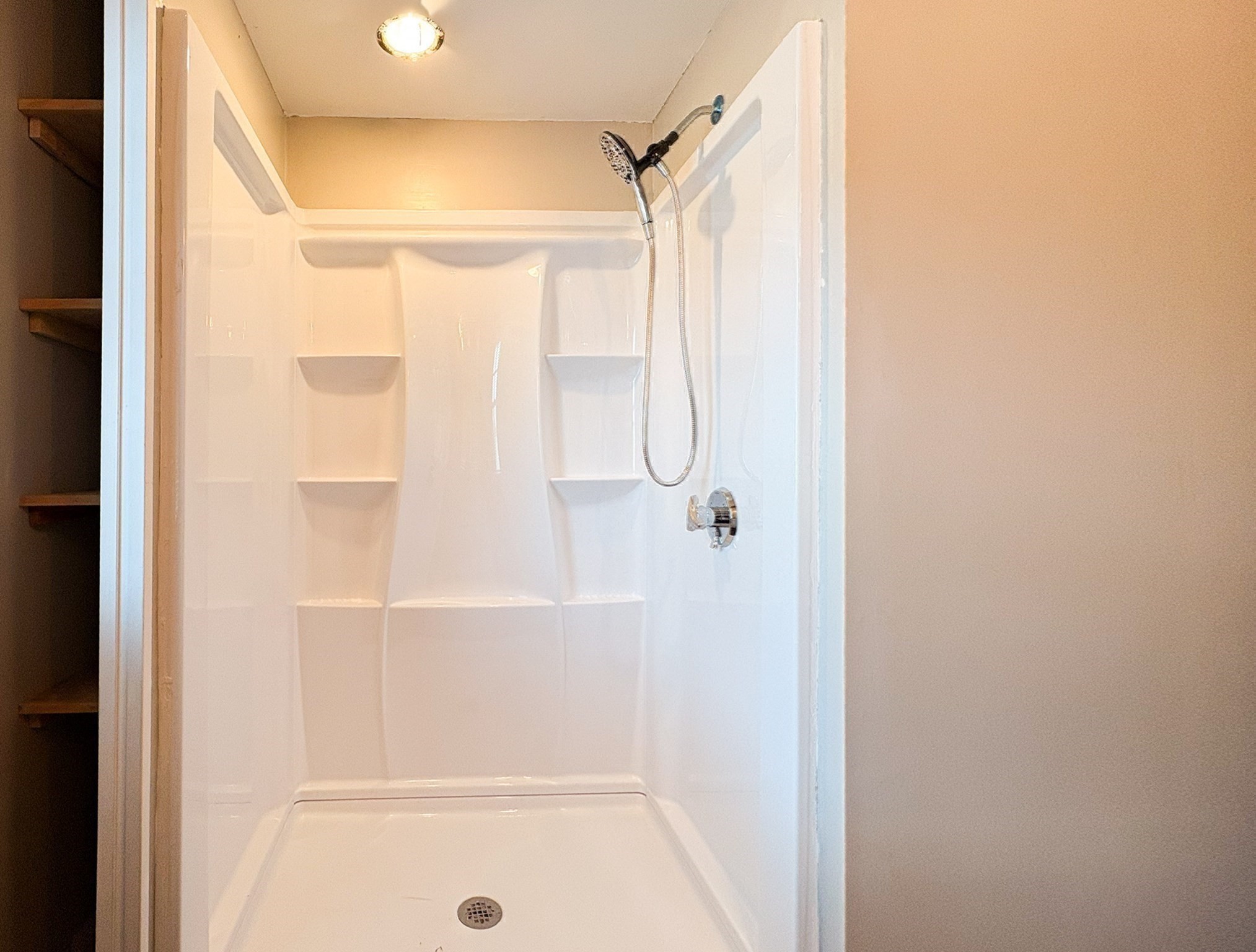 215 Sohier St Property Photo 14