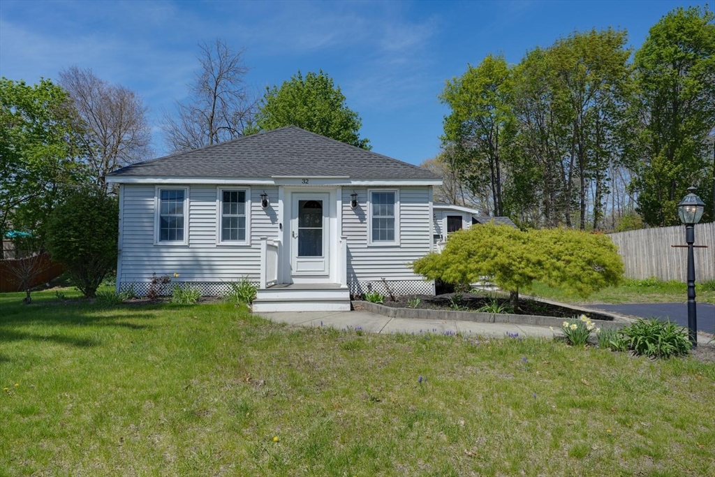 32 Plainfield Ave Property Photo 1