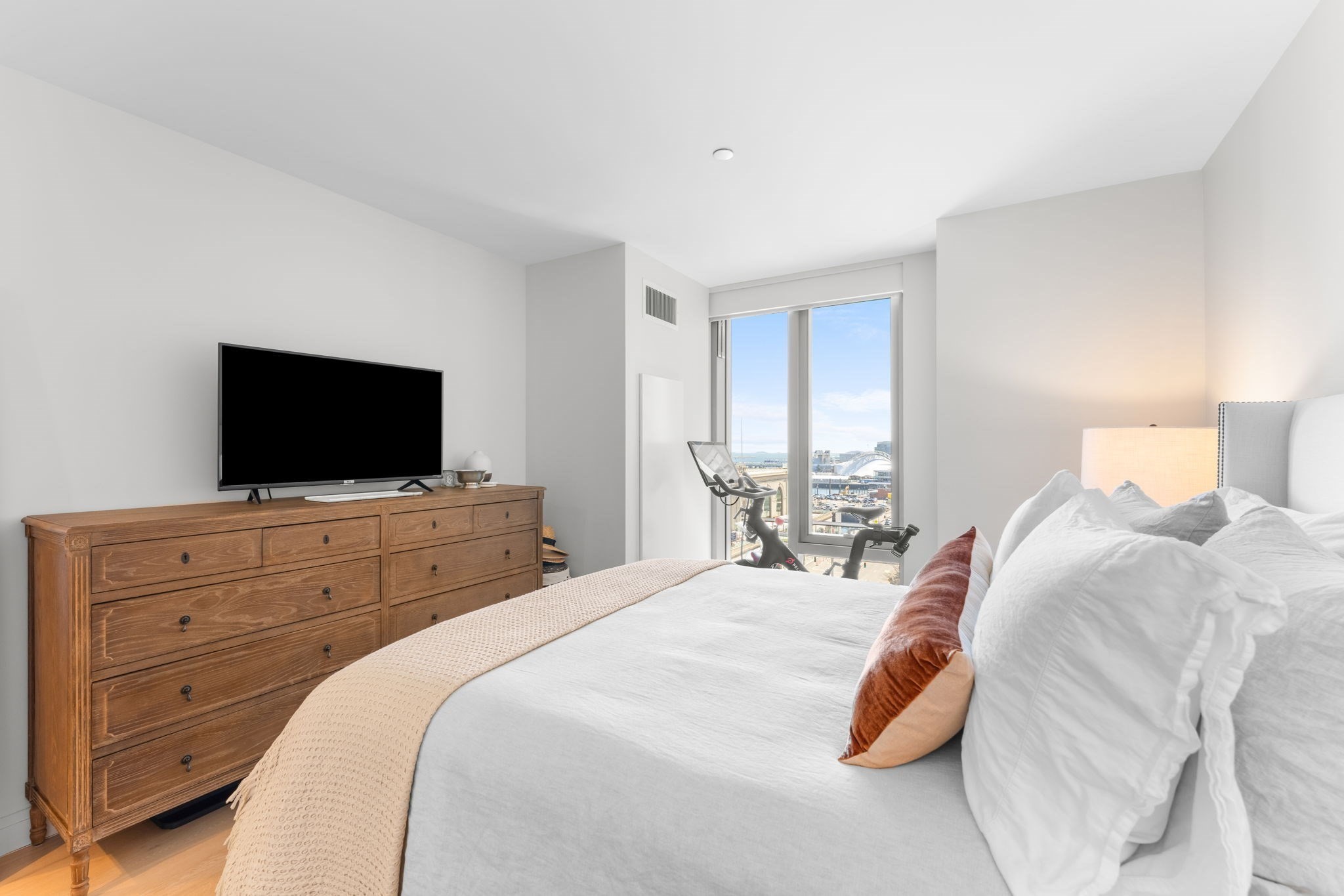133 Seaport Blvd # 1022 Property Photo 7