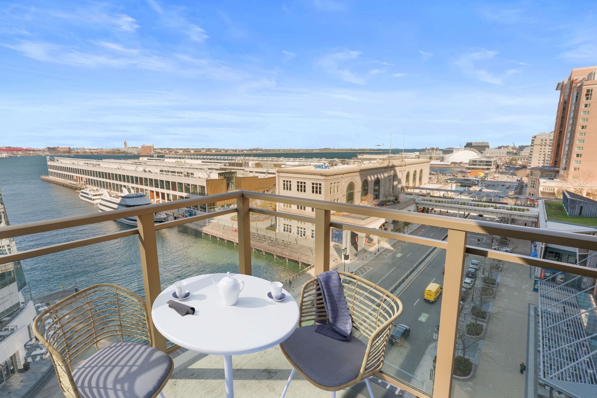 133 Seaport Blvd # 1022 Property Photo 19