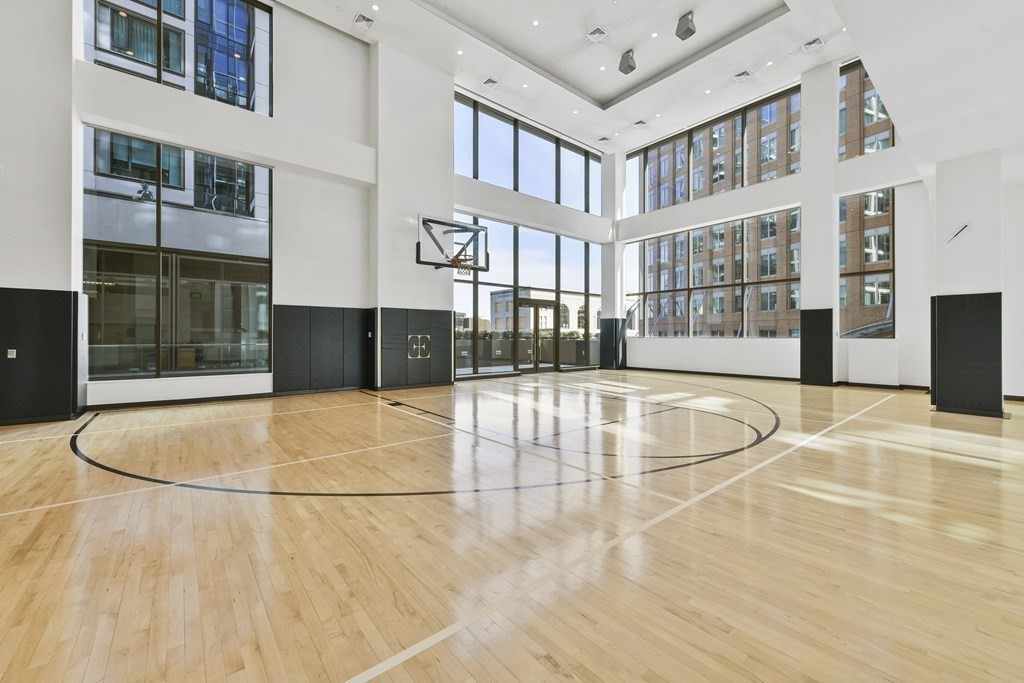 133 Seaport Blvd # 1022 Property Photo 20