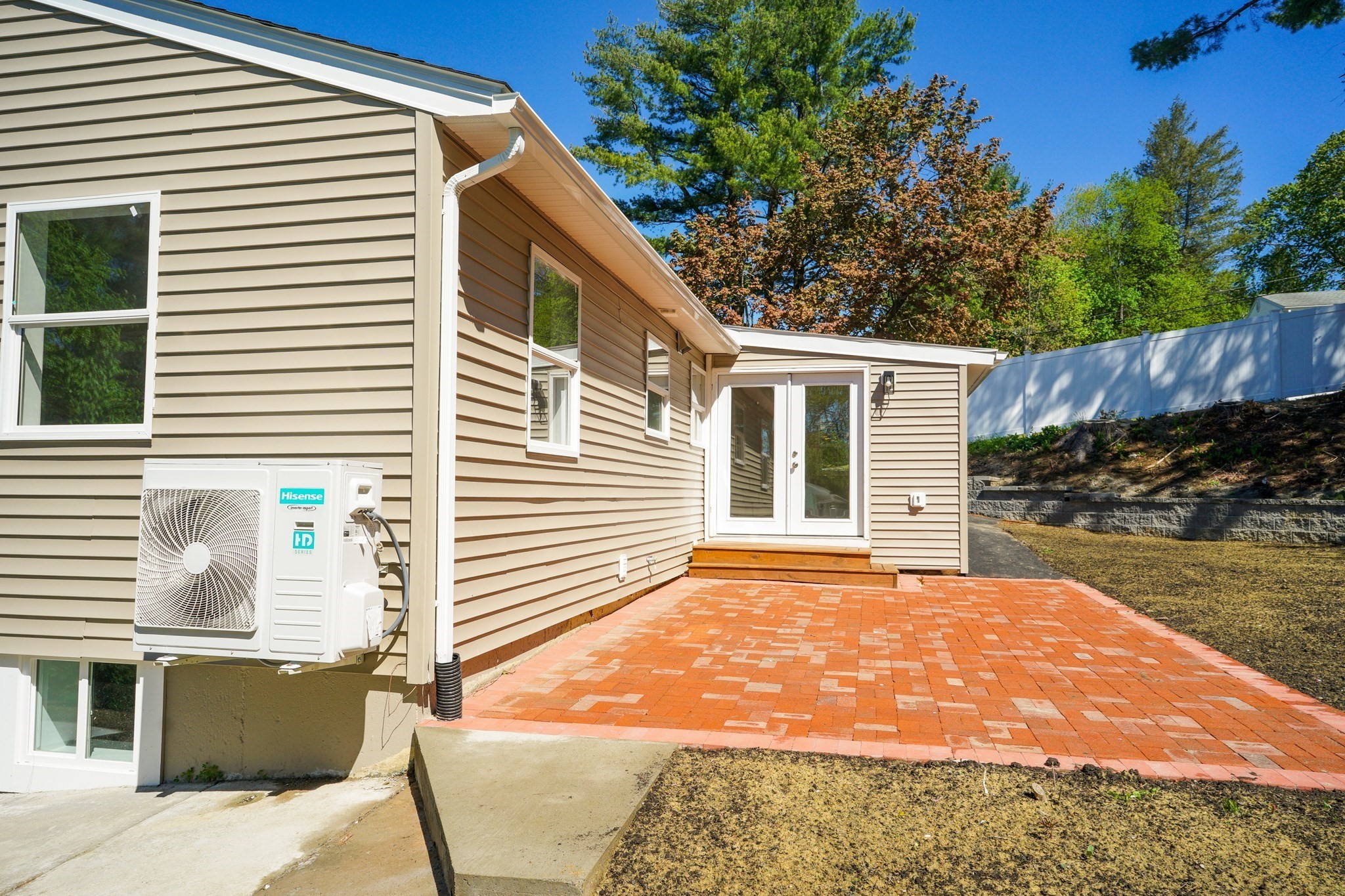 8 Sussex Ln Property Photo 35