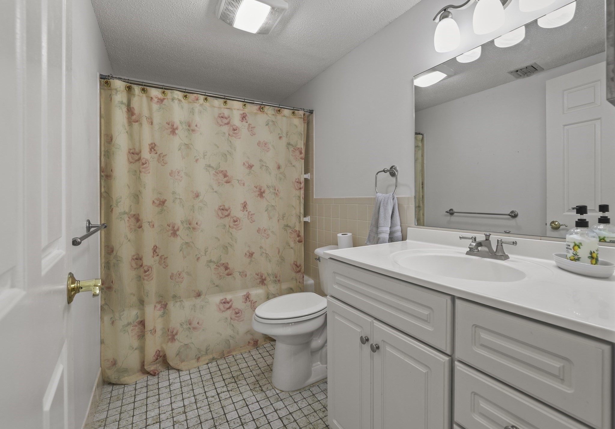4234 North Main St # 208 Property Photo 15