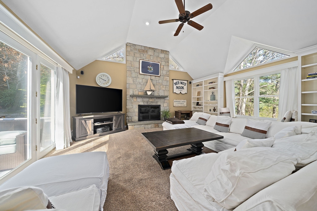 121 Hampstead Way Property Photo 7