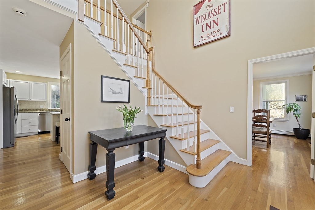 121 Hampstead Way Property Photo 16