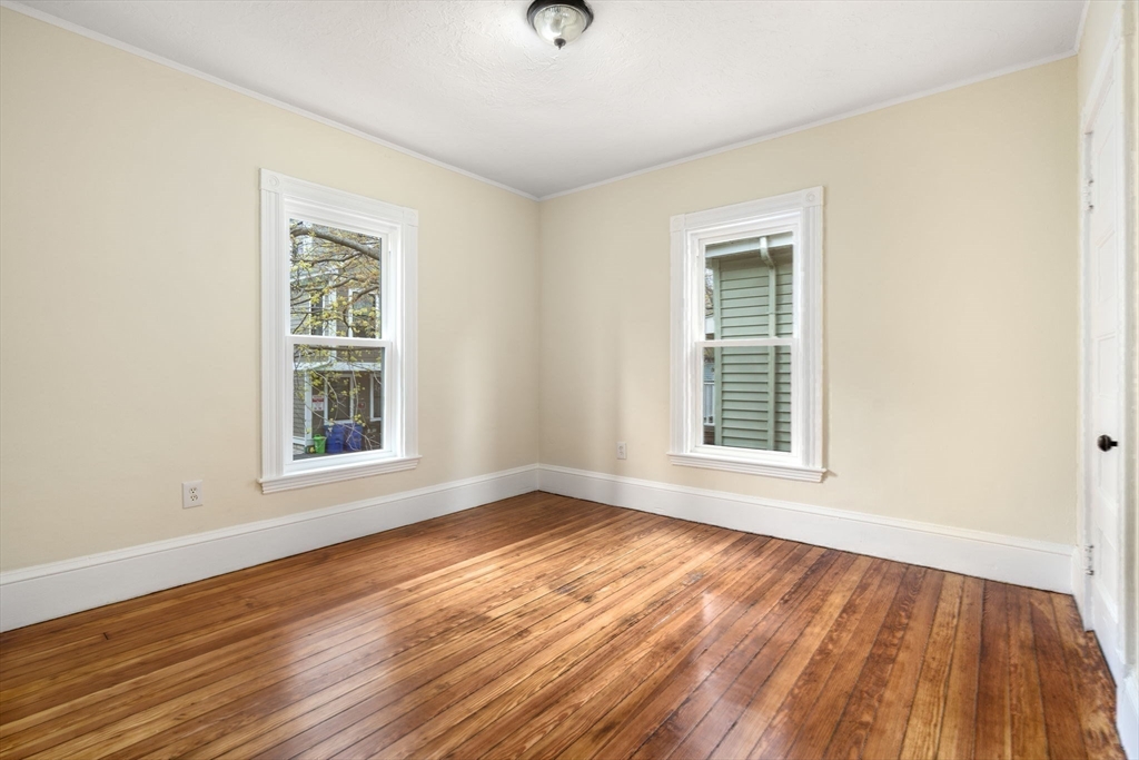 10 Royal St Property Photo 25