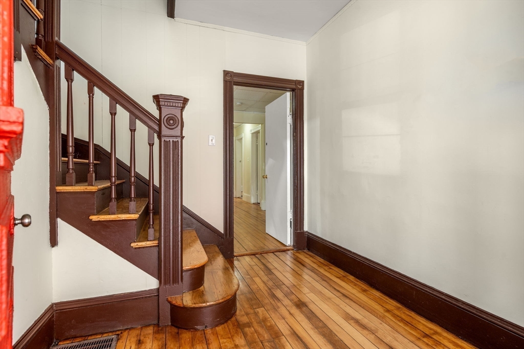 10 Royal St Property Photo 33
